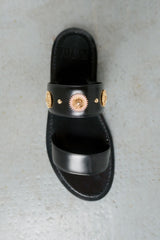 BLACK STUDS