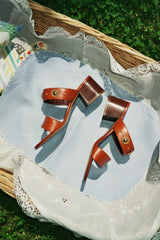CUOIO STUDS COMFY